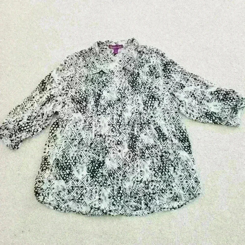 ✨️Gloria Vanderbilt Womans GISELLE Pintuck Roll-Tab Sleeve Blouse✨️